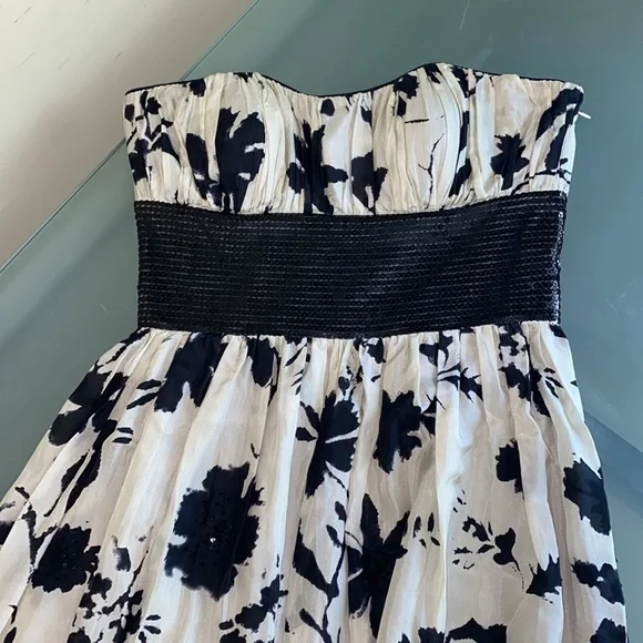 SILK Dress Lyndia Procanik Silk Dress with Beads Size 4 MSRP $398 - Picture 7 of 9